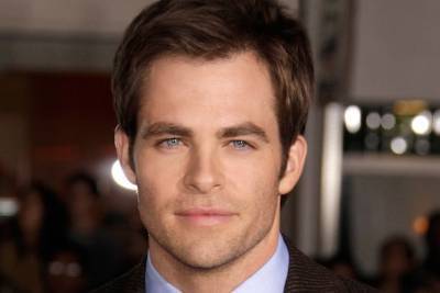 Chris Pine in Talks to Star in Film Adaptation of ‘Dungeons & Dragons’ - thewrap.com - county Pine