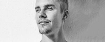 Justin Bieber and LadBaby looking like key contenders for Christmas number one - completemusicupdate.com - Choir