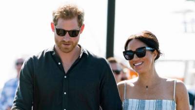 How Meghan Markle and Prince Harry Will Be Spending Christmas in California - www.etonline.com - California