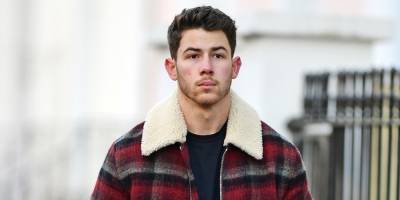 Nick Jonas Looks Handsome While Taking a Stroll in Notting Hill - www.justjared.com - Britain