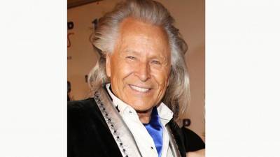 Fashion mogul Peter Nygard arrested in Canada on sex charges - abcnews.go.com - New York - Canada - Bahamas