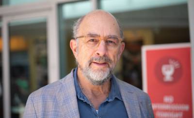 ‘The West Wing’ Star Richard Schiff Talks About His ‘Scary’ COVID-19 Battle - etcanada.com - Britain