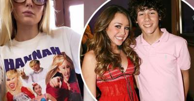 Sophie Turner is gifted a Hannah Montana t-shirt by husband Joe Jonas - www.msn.com - Montana