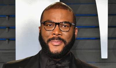 Tyler Perry Fans Are Shooting Their Shot After He Says He's Single & Having a Midlife Crisis - www.justjared.com