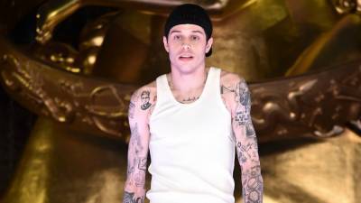 Pete Davidson Wants to Get All of His Tattoos 'Burned Off' - www.etonline.com