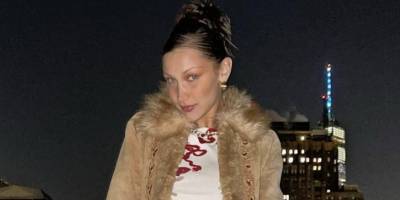 Bella Hadid Just Posed in a Cropped T-Shirt on a Snowy Rooftop in New York - www.harpersbazaar.com - New York - New York