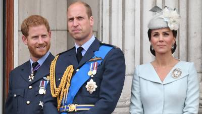 A Royal Staffer Sold Stolen Photos of Prince William Kate Middleton on eBay - stylecaster.com