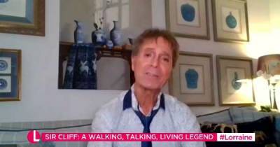 Bachelor Boy Sir Cliff Richard, 80, has finally learned to make his own bed - www.msn.com