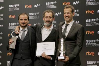 Director Trio Behind Spain’s Oscar Entry ‘The Endless Trench’ Sign With Gotham Group - deadline.com
