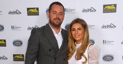 Dani Dyer says dad Danny will be there when she gives birth as her mum insists she gets a pre-labour wax - www.ok.co.uk