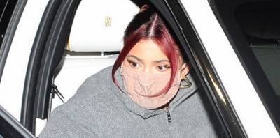 Kylie Jenner Debuts Red Hair While Out Christmas Shopping! - www.justjared.com - Beverly Hills