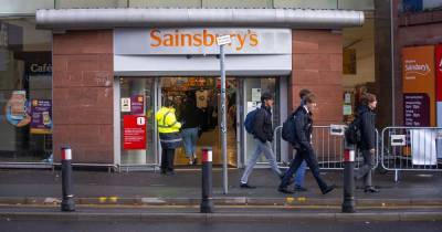 Sainsbury's is now limiting who can shop in stores to avoid overcrowding - www.manchestereveningnews.co.uk - Britain