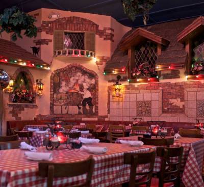 Miceli’s Italian Restaurant, Hollywood’s Oldest Pizzeria, Issues Fundraising Plea - deadline.com - Hollywood - Italy