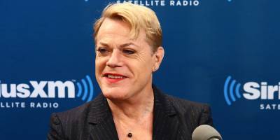 Eddie Izzard Identifies As Gender Fluid & Announces She Will Go By She/Her Pronouns - www.justjared.com - Britain