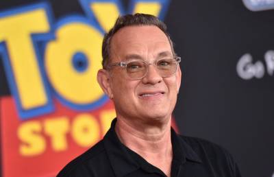 Tom Hanks Is Willing To Get COVID-19 Vaccine Publicly To Prove Safety - etcanada.com - county Guthrie