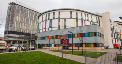 NHS board apologises for failings after fatal infections at crisis-hit Scots super hospital - www.dailyrecord.co.uk - Scotland
