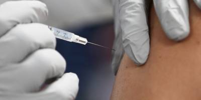 These Celebrities Received the Coronavirus Vaccine Already - www.justjared.com - Britain - USA