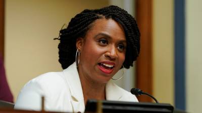 'Squad' member Ayanna Pressley says inmates should be prioritized for vaccine - www.foxnews.com