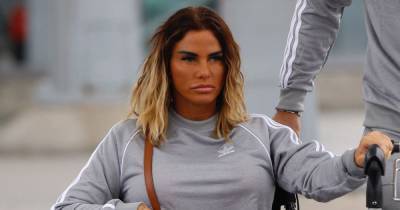 Katie Price says people think she’s pregnant because she put on weight after using a wheelchair - www.ok.co.uk