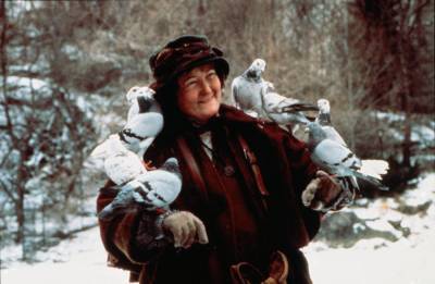 Oscar-Winning Actress (And ‘Home Alone 2’ Pigeon Lady) Brenda Fricker Says It ‘Can Be Very Dark’ To Spend Christmas Alone This Year - etcanada.com - Ireland - Dublin