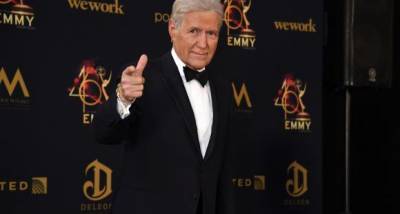 Alex Trebek’s passing causes ‘a fog’ over Jeopardy set; Johnny Gilbert says ‘Part of me left here with him’ - www.pinkvilla.com