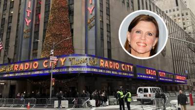 Ann Reinking Takes in a Private Show at Radio City Music Hall in ‘Annie’ - variety.com - USA - county Hall