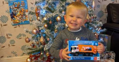Adorable Scots tot’s Christmas wish comes true after kind-hearted bin men gift him with toy rubbish truck - www.dailyrecord.co.uk - Scotland - city Santa Claus