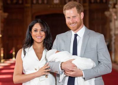 Harry and Meghan’s first American Christmas card shows off Archie’s red hair - evoke.ie - USA