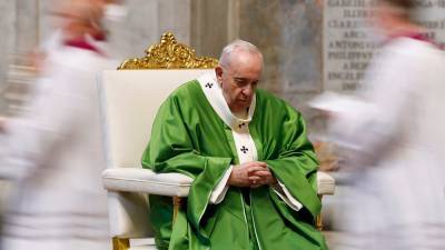 Pope Francis’ Instagram account appears to ‘like’ another racy pic - www.foxnews.com