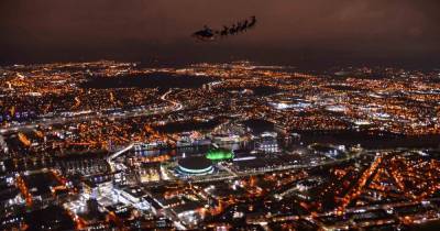 Santa spotted above Glasgow as Rudolph and co pass over Scotland - www.dailyrecord.co.uk - Scotland - Santa