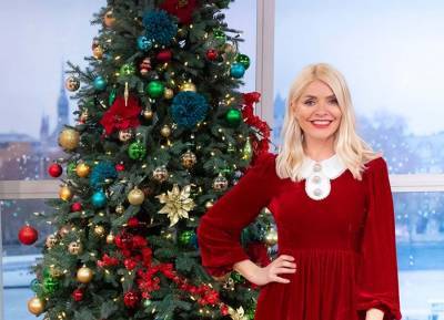 Holly Willoughby gets broody for baby number four after meeting Rochelle Humes’ son - evoke.ie