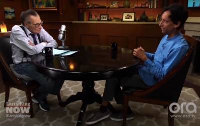 Danny Pudi - Danny Pudi’s Hilarious Definition Of ‘Luxury’ Stumps Larry King As Interview Goes Viral - etcanada.com