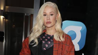 Iggy Azalea Slams Ex Playboi Carti For Not Spending Christmas With Their Son, Accuses Him of Cheating on Her - www.etonline.com