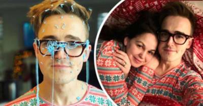 Giovanna Fletcher captures Christmas at home with husband Tom and sons - www.msn.com
