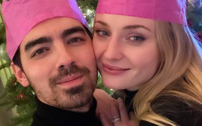 Joe Jonas & Sophie Turner Wear Matching Crowns for First Christmas as Parents! - www.justjared.com