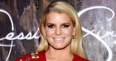 Jessica Simpson Shows Off 100-Lb Weight Loss in Christmas Onesie - www.usmagazine.com