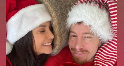 Nina Dobrev & Boyfriend Shaun White Twin in Santa Hats on Christmas - www.justjared.com - Santa