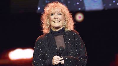 Petula Clark: 5 Things About British Singer Whose Song ‘Downtown’ Played On RV Before Exploding - hollywoodlife.com - Britain - city Downtown - Nashville