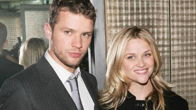 Reese Witherspoon Recalls Ex Ryan Phillippe's 2002 Oscars Comment About Her Making More Money - www.etonline.com