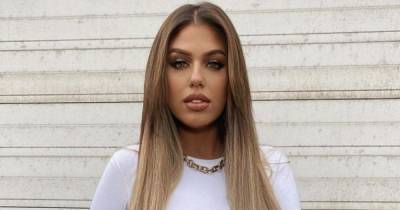 Love Island's Anna Vakili says ambulance rushed to house after dad collapsed on Boxing Day from Covid-19 - www.ok.co.uk
