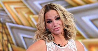 Sarah Harding says she's 'fighting as hard as I possibly can' after breast cancer diagnosis - www.msn.com