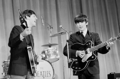 Paul McCartney Communicates With George Harrison Through A Tree The Late Beatle Gave Him - etcanada.com