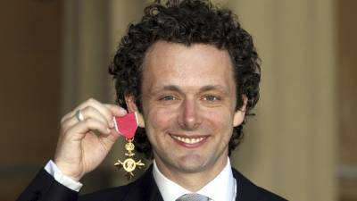 Michael Sheen Hands Back Honor From The Queen To Avoid Being Labelled A “Hypocrite” - deadline.com - Britain