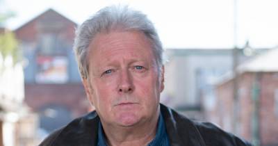 Coronation Street actor Charlie Lawson's life away from the soap including mini stroke and the tragic death of his wife - www.ok.co.uk