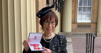 'Inspiring' Bury OBE recipient and charity founder dies after 22-year cancer battle - a day before her 45th wedding anniversary - www.manchestereveningnews.co.uk