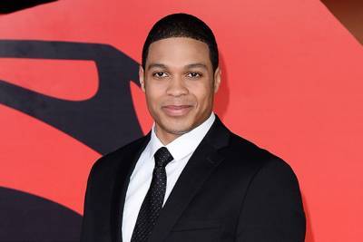 ‘Justice League’ Actor Ray Fisher Suggests He’s Quitting as Cyborg in Beef With DC Films President - thewrap.com