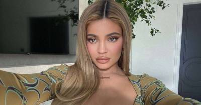 Kylie Jenner's fave book is nothing like you would expect - www.msn.com