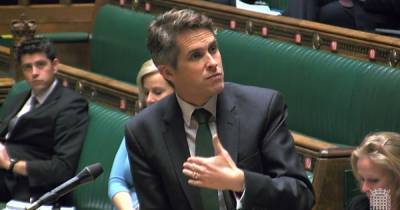 Gavin Williamson refuses to rule out schools being shut for longer - www.manchestereveningnews.co.uk