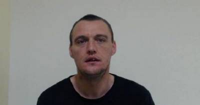 Police are looking for this wanted man, 38, in Bury - officers are asking for the public's help - www.manchestereveningnews.co.uk - Manchester