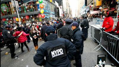 Bomb-sniffing dogs? Check. Times Square crowd? Not this year - abcnews.go.com - New York - county York